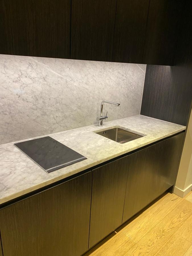 Luxury Canary Wharf One Bedroom Apartment In The Heart Of 런던 외부 사진